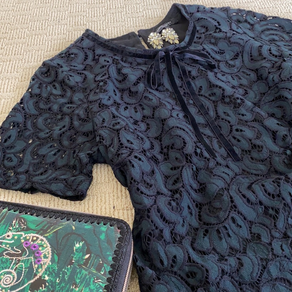 Pretty forest green lace dress